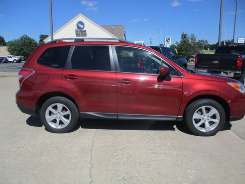 Used 2016 Subaru Forester 2.5i Premium w/ All-Weather Package AWD/4WD image 7