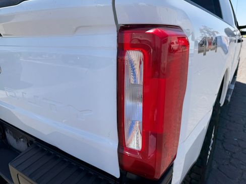 Used 2023 Ford F250 XL AWD/4WD image 27