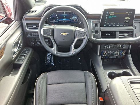 Used 2024 Chevrolet Suburban Premier w/ Premium Package image 12