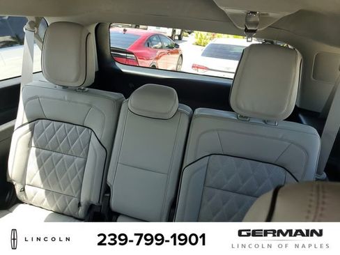 New 2026 Lincoln Navigator L Black Label AWD/4WD image 20