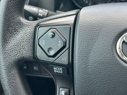 Used 2023 Toyota Tacoma SR AWD/4WD image 32