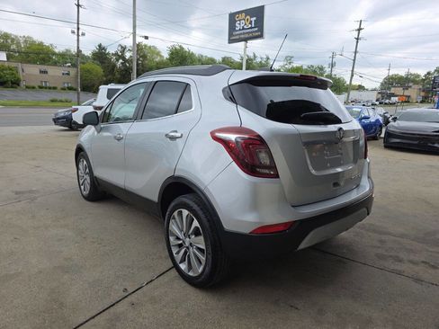 Used 2019 Buick Encore Preferred AWD/4WD image 5