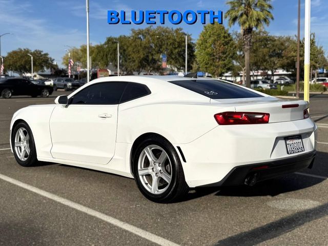 Used 2017 Chevrolet Camaro LT RWD image 7