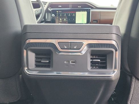 New 2026 GMC Sierra 3500 Denali Ultimate AWD/4WD image 53