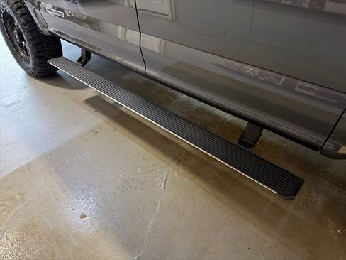 Used 2020 Ford F350 Platinum w/ FX4 Off-Road Package image 13