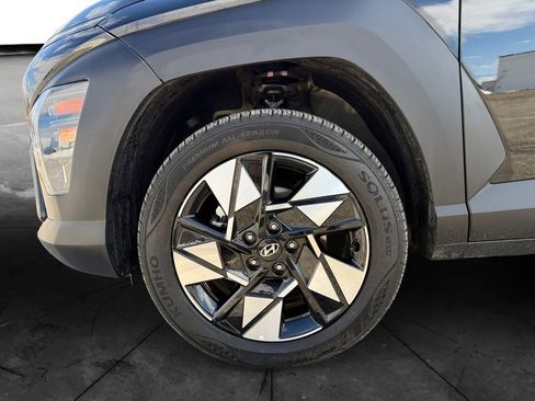 Used 2025 Hyundai Kona SEL image 14