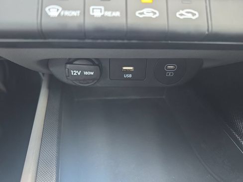 Used 2025 Hyundai Elantra Hybrid w/ Cargo Package FWD image 22
