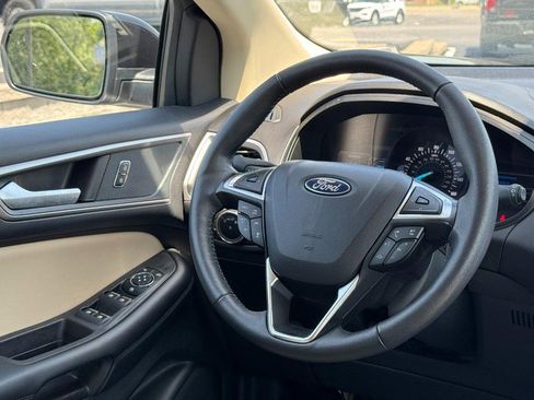 Used 2024 Ford Edge SEL w/ Convenience Package AWD/4WD image 12