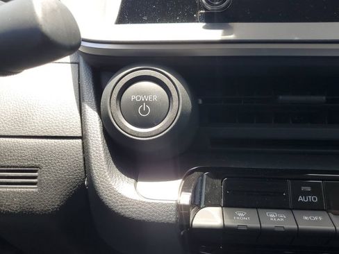 Used 2025 Toyota Prius LE FWD image 24