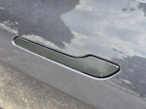 Used 2025 Tesla Model 3 Long Range RWD image 23