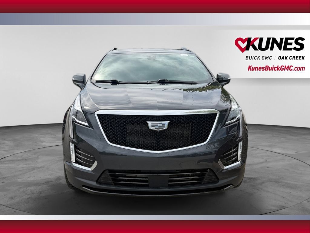 Used 2023 Cadillac XT5 Sportv w/ Platinum Package AWD/4WD image 3