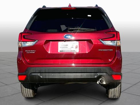 Used 2019 Subaru Forester Limited image 5