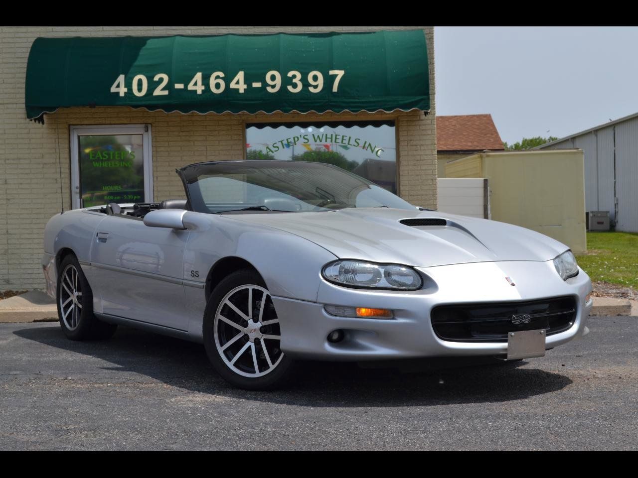 Used 2002 Chevrolet Camaro Z28 w/ SS Performance/Appearance Pkg RWD image 1