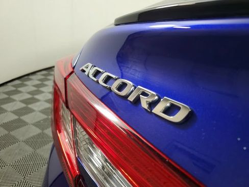 Used 2022 Honda Accord Sport image 8
