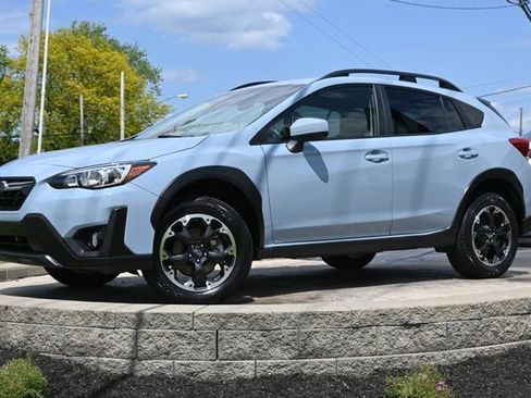 Used 2023 Subaru Crosstrek 2.0i Premium AWD/4WD image 1