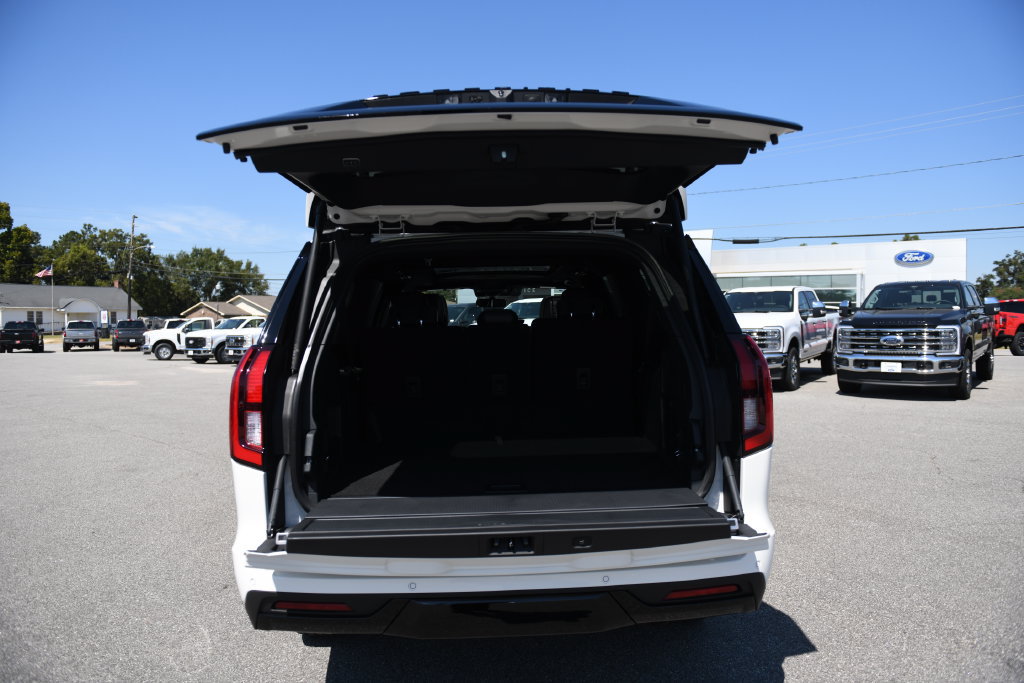 New 2027 Ford Expedition Max Platinum w/ Stealth Appearance Package RWD image 11