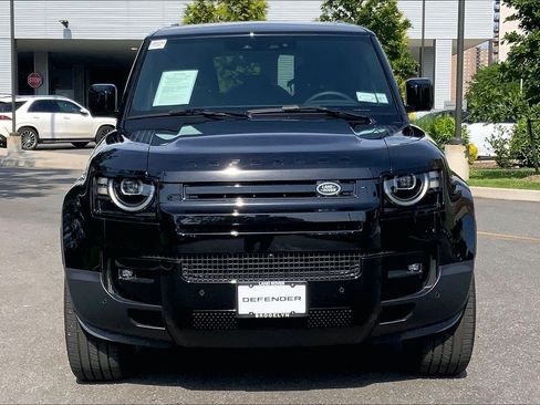 Used 2026 Land Rover Defender 110 S AWD/4WD image 2