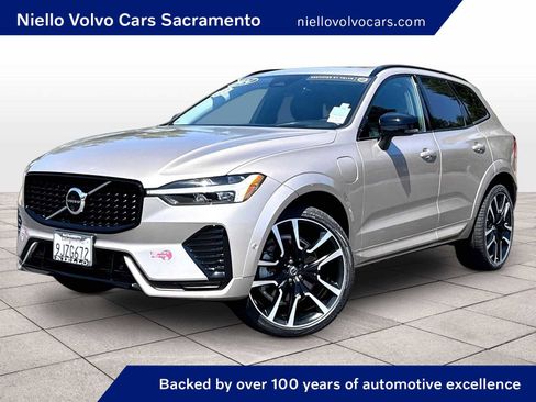 Used 2024 Volvo XC60 T8 Ultimate w/ Protection Package Premier AWD/4WD image 1