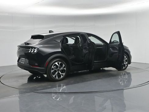 Used 2024 Ford Mustang Mach-E Select image 6