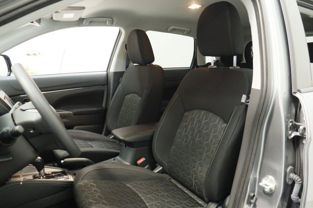 New 2027 Mitsubishi Outlander Sport FWD image 7