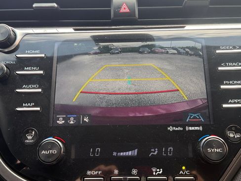 Used 2019 Toyota Camry XSE FWD image 27
