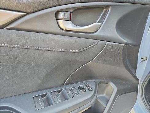 Used 2021 Honda Civic EX image 19