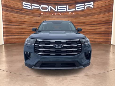 New 2026 Ford Explorer Active w/ Active Comfort Package image 9