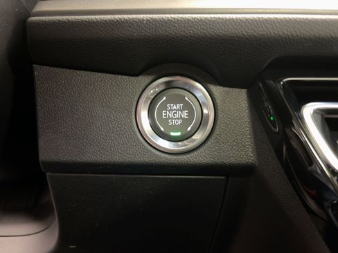 New 2026 Chevrolet Traverse LT w/ Sun and Wheel Package image 27