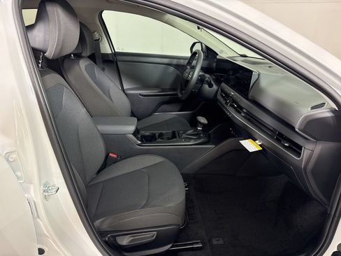 New 2026 Kia K4 FWD image 13