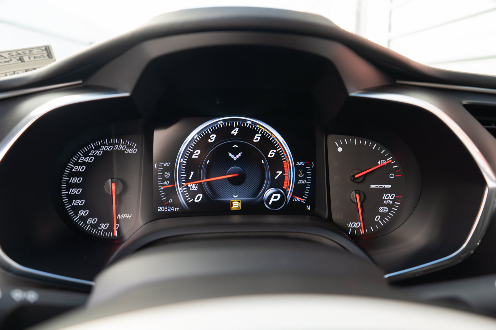 Used 2017 Chevrolet Corvette Z06 RWD image 18