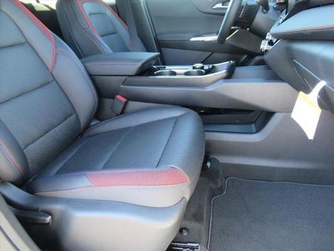 New 2026 Chevrolet Equinox RS image 10