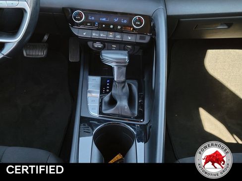Used 2021 Hyundai Elantra SEL w/ Convenience Package FWD image 20