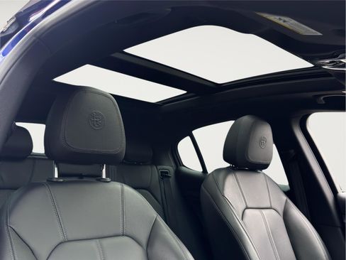 Used 2022 Alfa Romeo Stelvio Ti image 28