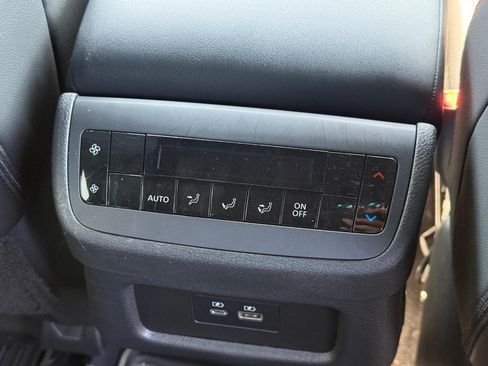 Used 2025 Nissan Pathfinder Rock Creek AWD/4WD image 13