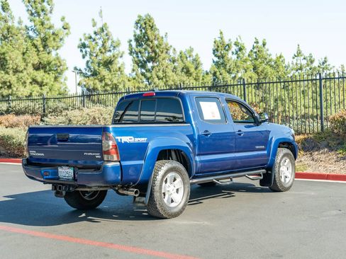 Used 2015 Toyota Tacoma PreRunner w/ TRD Sport Package RWD image 11