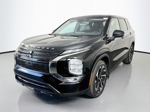 Used 2024 Mitsubishi Outlander SE FWD image 4