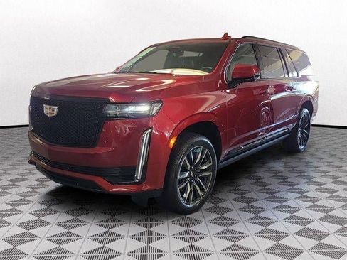 Certified 2023 Cadillac Escalade ESV Sport Platinum image 3