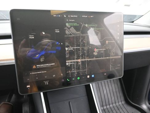 Used 2020 Tesla Model Y Long Range image 31