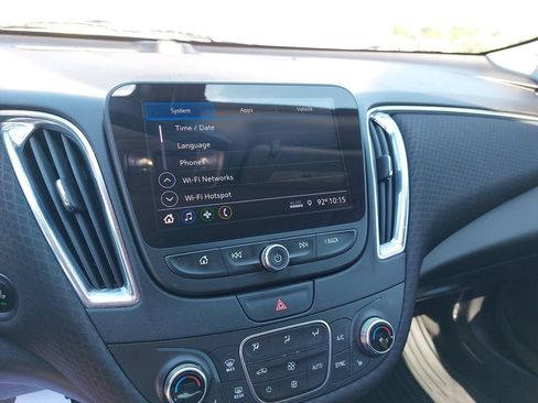 Used 2019 Chevrolet Malibu LT w/ Driver Confidence Package FWD image 18