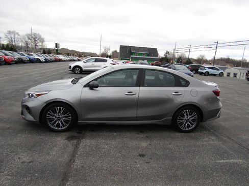 Used 2022 Kia Forte GT-Line w/ GT-Line Technology Package image 4