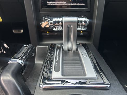 Used 2008 Ford Mustang GT image 28