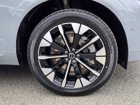 New 2026 Volvo XC60 T8 Plus w/ Protection Package Premier image 9