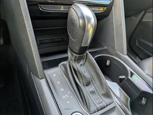 Used 2022 Volkswagen Atlas SE image 14