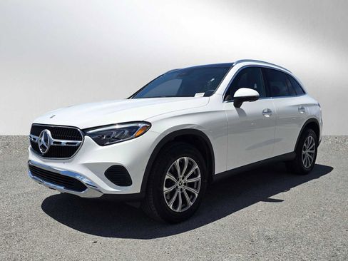 Used 2026 Mercedes-Benz GLC 300 4MATIC image 7