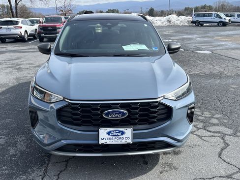 Used 2023 Ford Escape ST-Line w/ Tech Pack #1 image 3