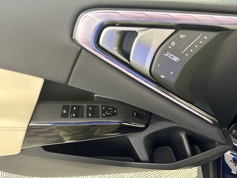 New 2026 BMW X3 xDrive30 w/ Premium Package image 13