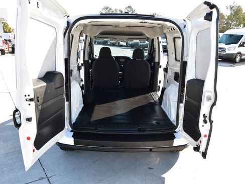 Used 2017 RAM ProMaster City Tradesman SLT w/ Rear Back-up Camera Group image 10