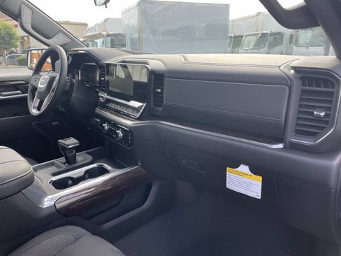 New 2026 GMC Sierra 1500 Elevation w/ Preferred Package image 30