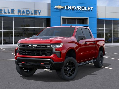 New 2026 Chevrolet Silverado 1500 LT Trail Boss w/ LPO, Dark Essentials Package AWD/4WD image 6