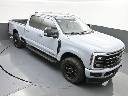 Used 2024 Ford F250 Lariat w/ Lariat Ultimate Package image 32